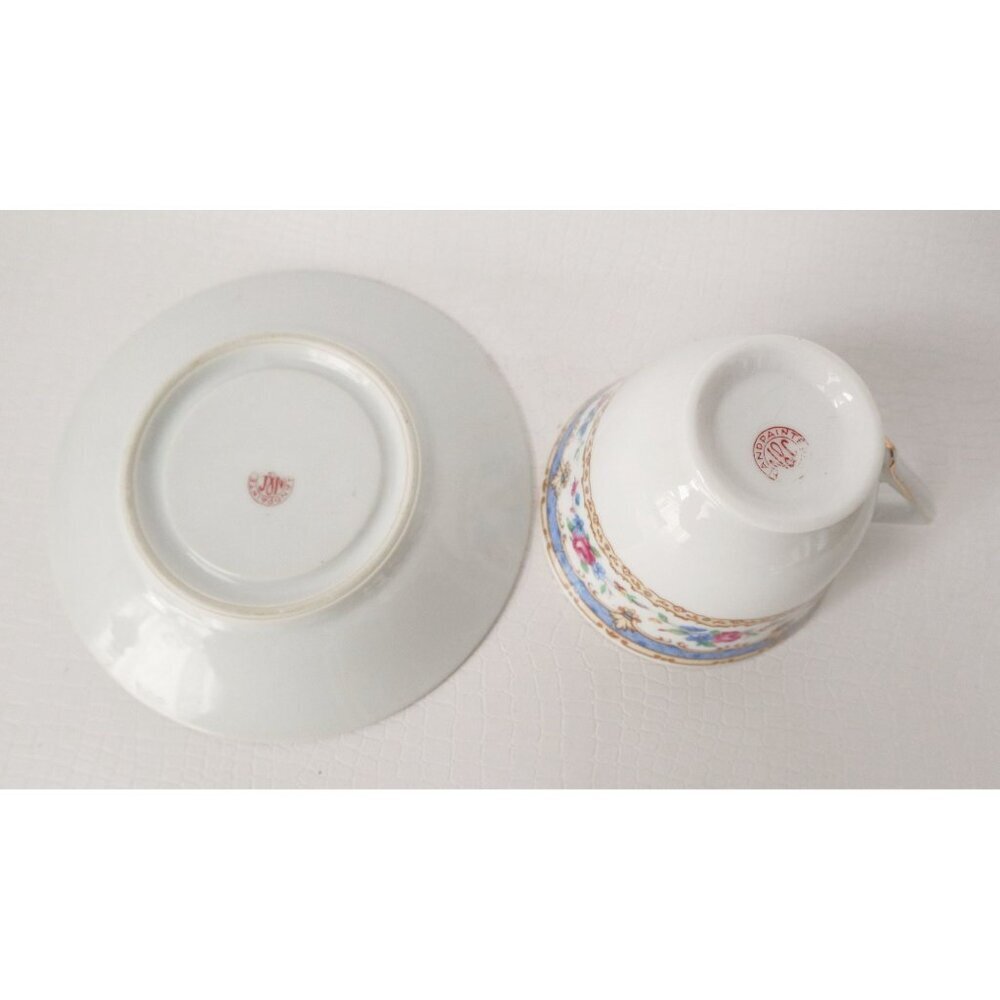 Tea Cup and Saucer Saucer Vintage Teacup and Saucer Clare Bone China Blue Floral - Picture 5 of 5